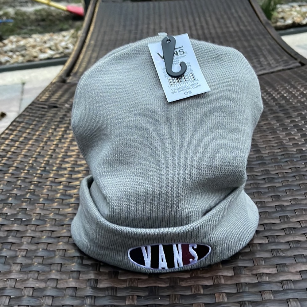 Vans WM Breakin Curf Grey Beanie Skateboarding Hat Women & Men VN0A5GUV85T - Picture 11 of 15